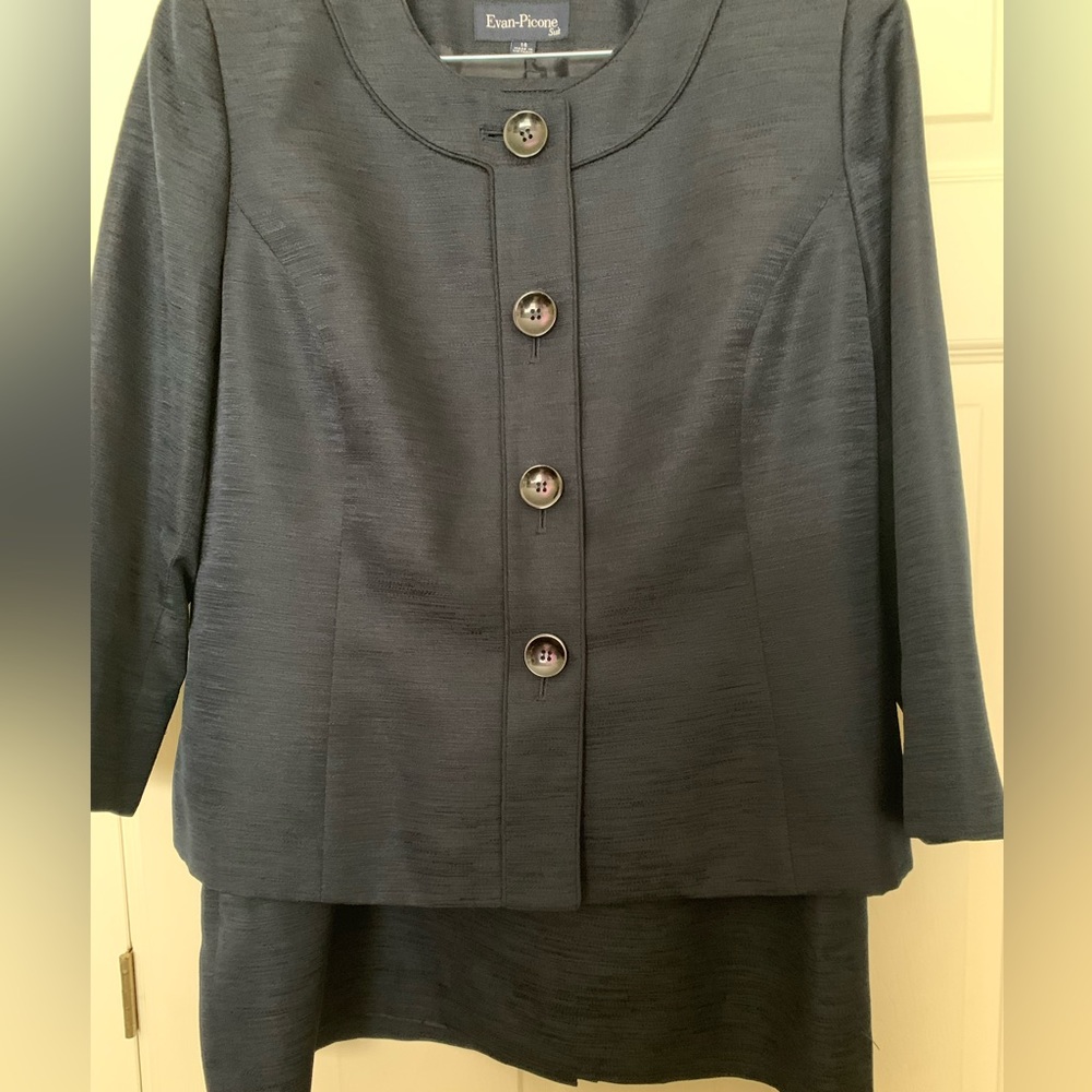 Evan Picone 2 pc Navy Blue Skirt Suit size 14